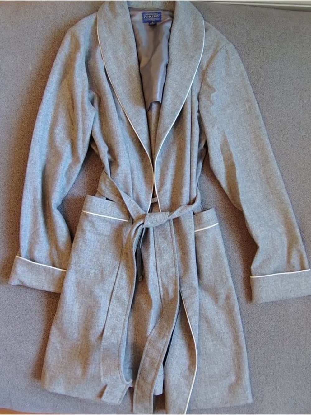 Vtg Pendleton 100% Virgin Wool Robe Womens S Gray White Piping Knee Length